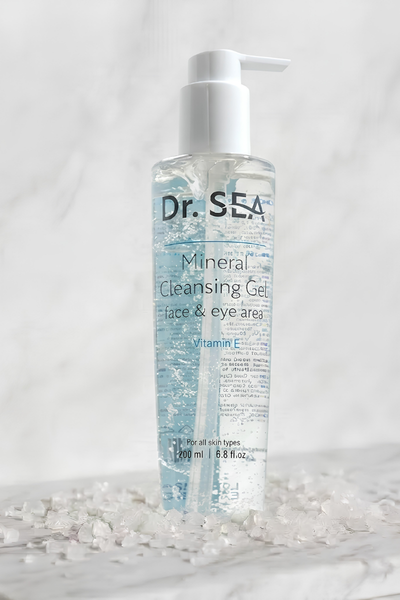 Gel rửa mặt & vùng mắt Vitamin E dịu nhẹ, cân bằng độ ẩm MINERAL CLEANSING GEL - FACE & EYE AREA - VITAMIN E 200ml