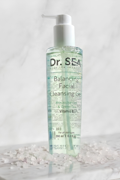 Gel rửa mặt khoáng chất cân bằng cấp ẩm Dr. SEA BALANCING FACIAL CLEANSING GEL 200ml